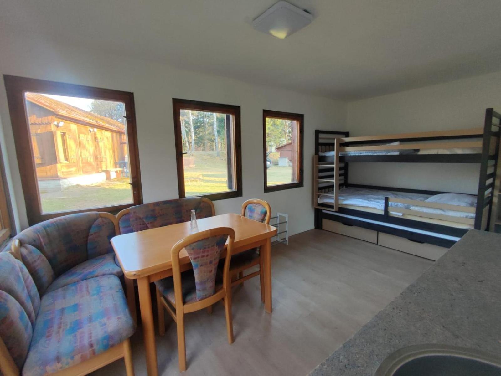 Lesní chaty Hogo Fogo Kytlice Habitación foto