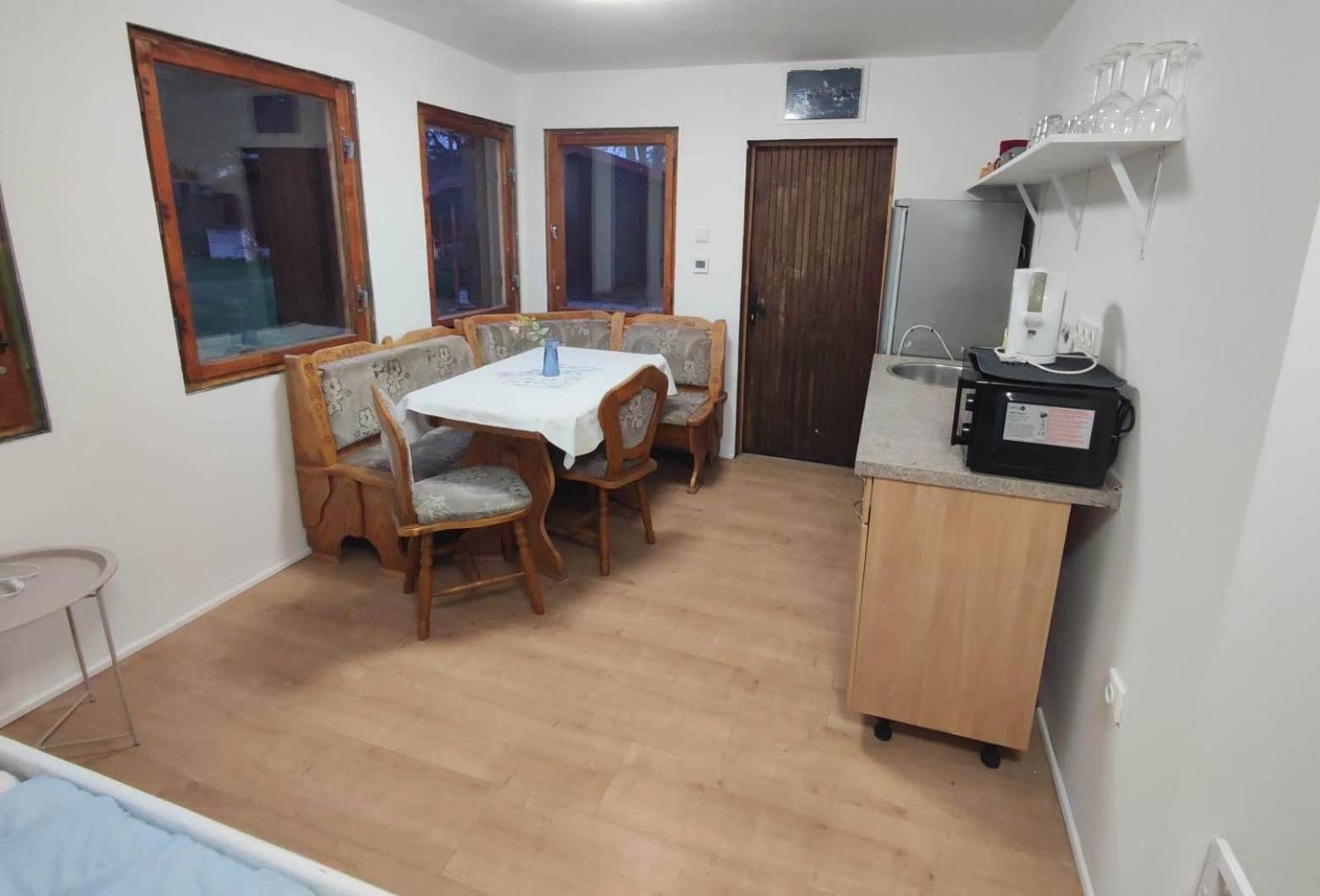 Lesní chaty Hogo Fogo Kytlice Exterior foto
